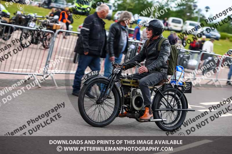 Vintage motorcycle club;eventdigitalimages;no limits trackdays;peter wileman photography;vintage motocycles;vmcc banbury run photographs